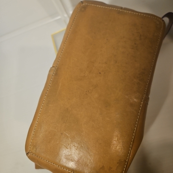 COACH Vintage Legacy British Tan Leather Convertible Shoulder Bag-9566 - Picture 9 of 14